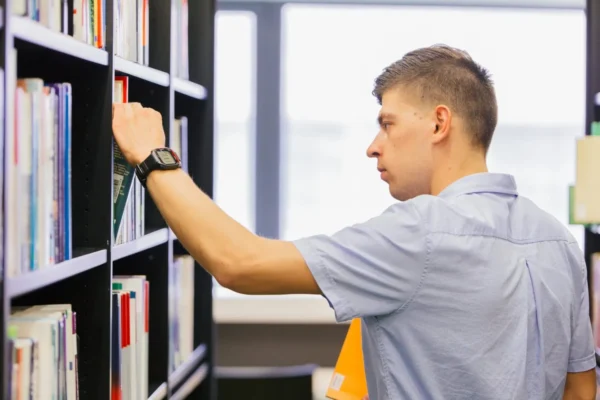 Book shelf